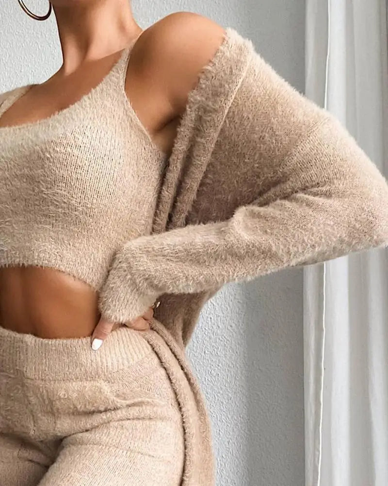 Cozy 3-Piece Fall Winter Women's Fleece Pajama Set with Robe - Soft Lounge Wear for Ultimate Comfort