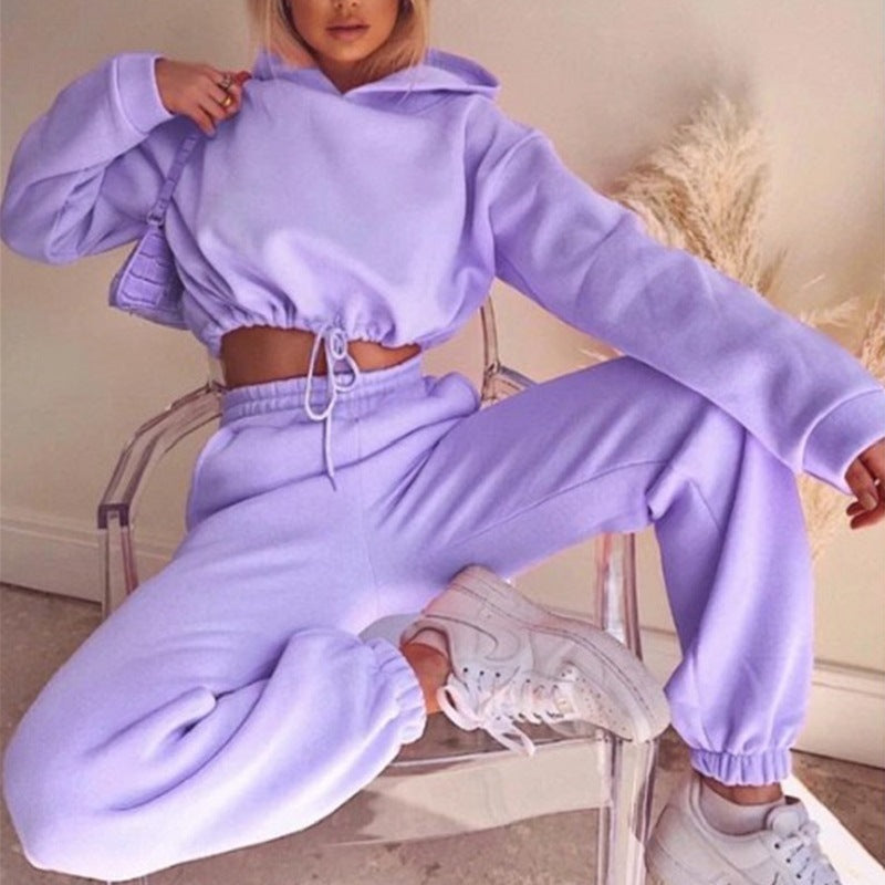 Stylish Women's 2-Piece Jogging Suit - Sexy Long Sleeve Hoodie & Comfortable Tracksuit for Fitness and Casual Wear